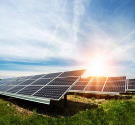 Năng lượng mặt trời là gì, ưu nhược điểm và ứng dụng thực tế