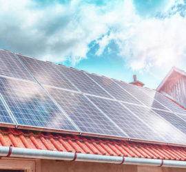 Hệ thống điện năng lượng mặt trời hòa lưới có lưu trữ (Hybrid)