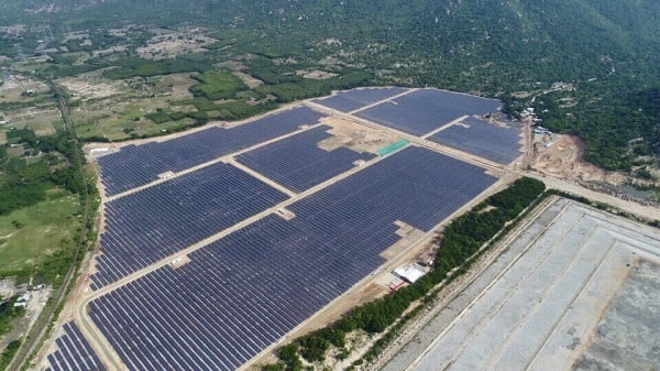 Nhà máy điện mặt trời Vĩnh Tân 2