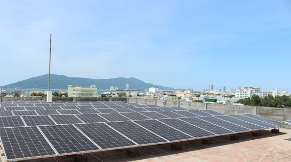 lắp điện năng lượng mặt trời tại Đà Nẵng 2