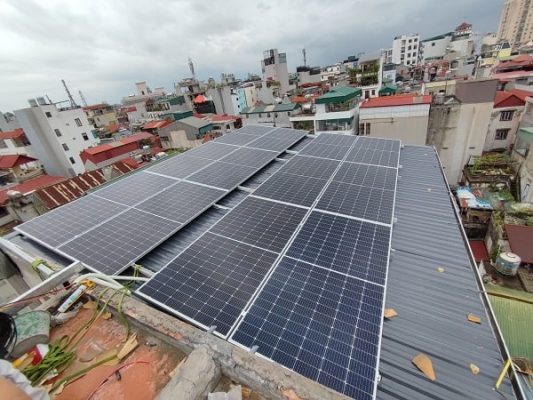 Công trình 10.3kwp 23 tấm pin SU-02 tại Lạc Long Quân, Hà Nội