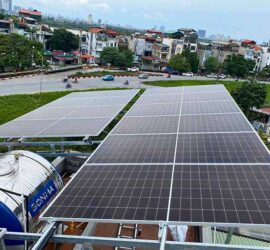 Điện mặt trời Hybrid cho nhà phố: Lời giải cho bài toán sạc xe điện