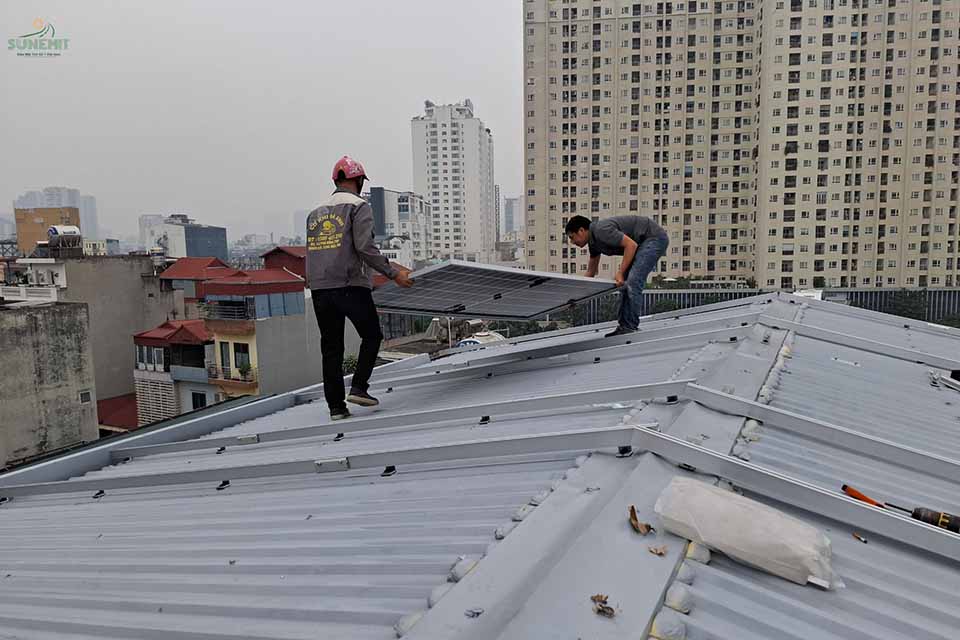 hệ thống điện mặt trời cho nhà xưởng — SUNEMIT thi công